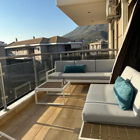 Апартаменты A 10 , Sea Views, Wifi, Airconditioning And Parking, Terrace Лоутраки