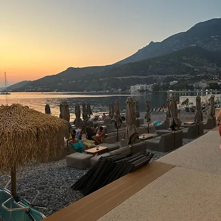 A 10 , Sea Views, Wifi, Airconditioning And Parking, Terrace Appartement *