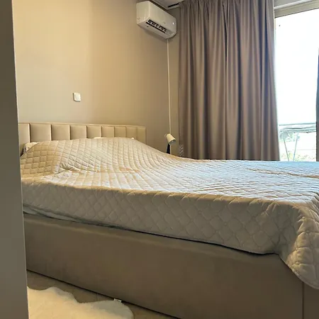 A 10 , Sea Views, Wifi, Airconditioning And Parking, Terrace