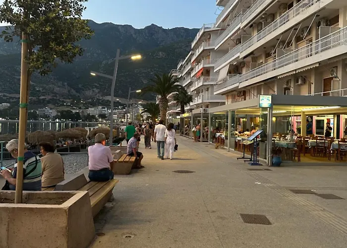 A 10 , Sea Views, Wifi, Airconditioning And Parking, Terrace Apartament