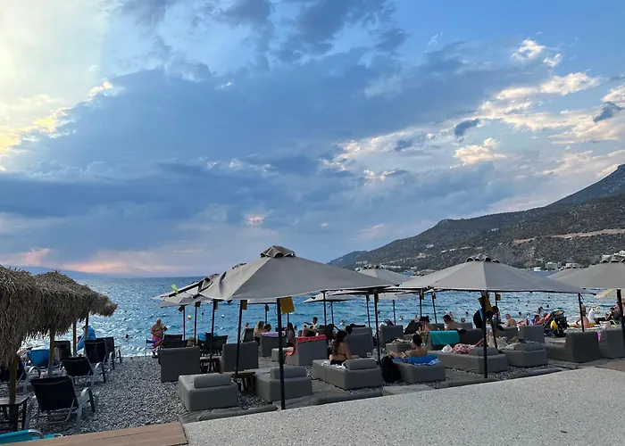 A 10 , Sea Views, Wifi, Airconditioning And Parking, Terrace * Loutráki