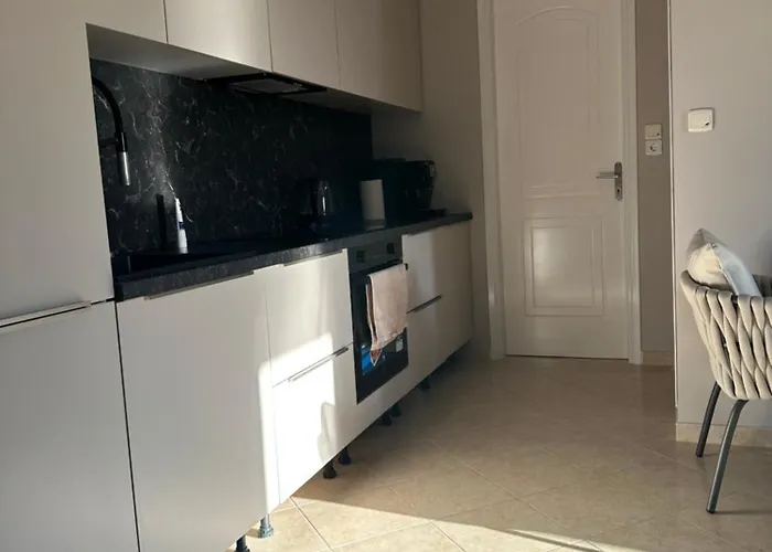 A 10 , Sea Views, Wifi, Airconditioning And Parking, Terrace