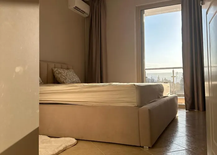 A 10 , Sea Views, Wifi, Airconditioning And Parking, Terrace *